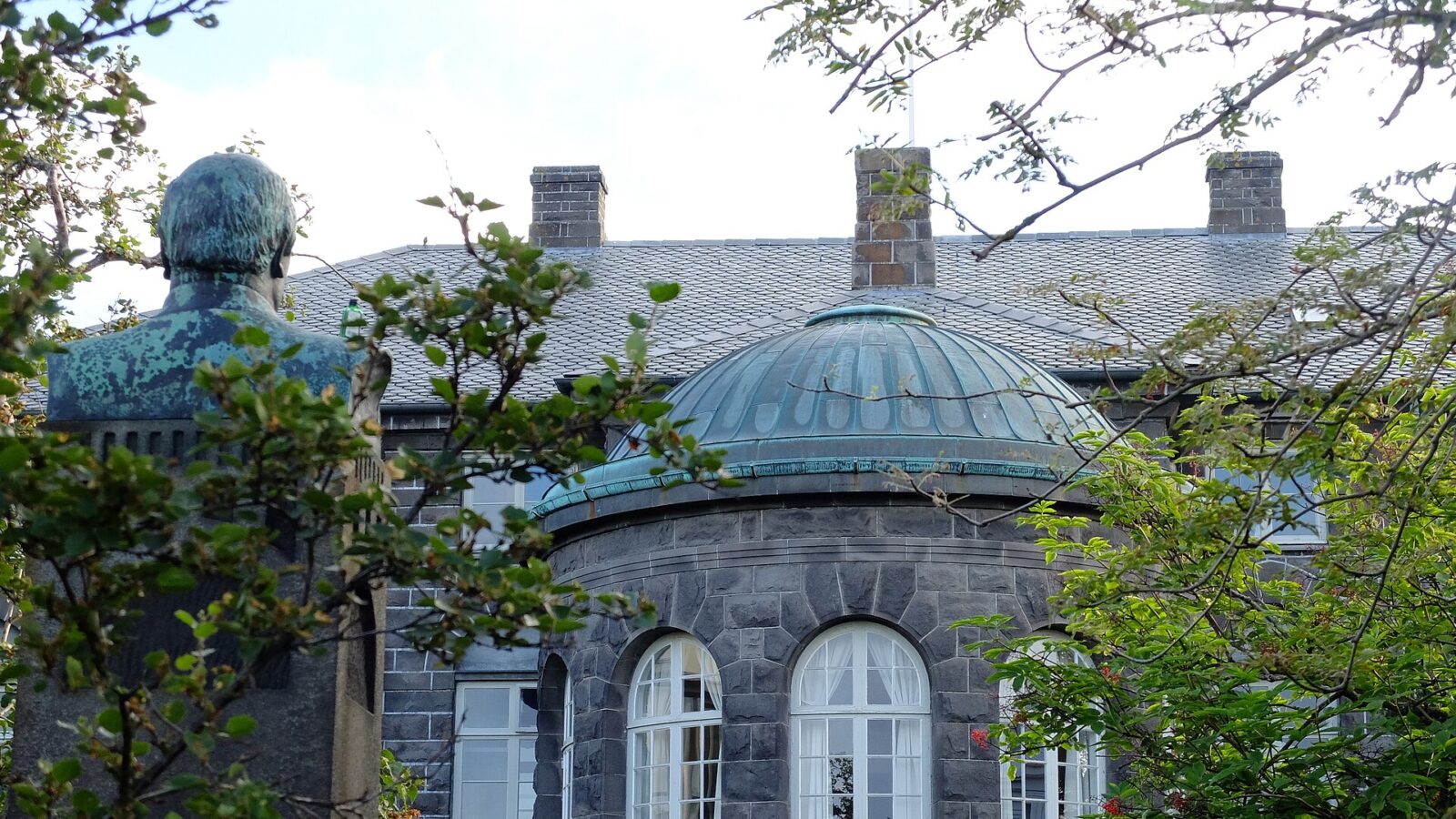 parliamentary inquiry into school grading changes (Alþingi)