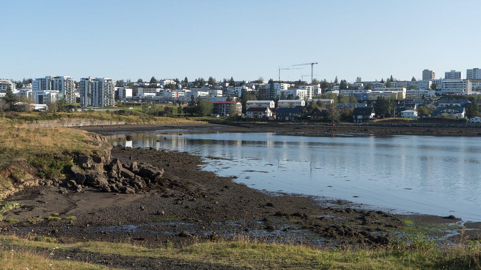 Kópavogur in September 2023-1 (Reykjavík (Bústaðavegur))