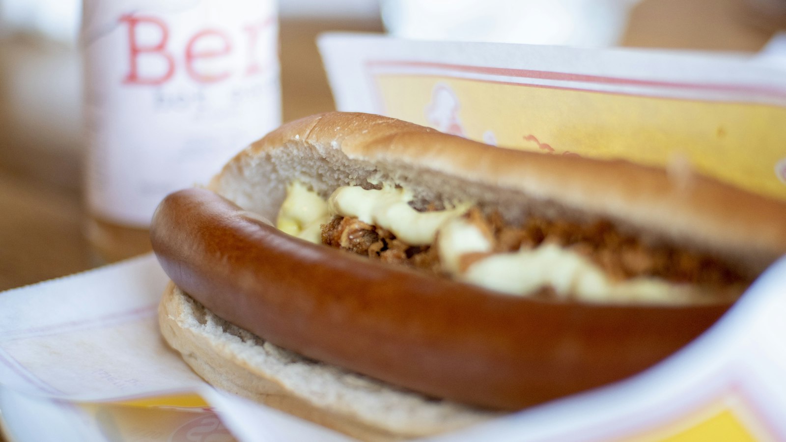 An Icelandic hot dog with crispy onions