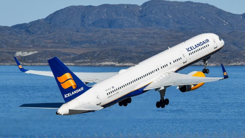 An Icelandair Boeing 757 taking off